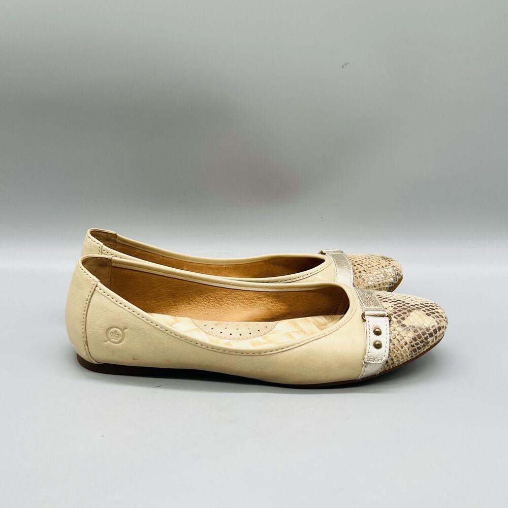 Born Shoes Womens 7 Beige Leather Snake Cap Toe Ballet Flats Slip On Comfort